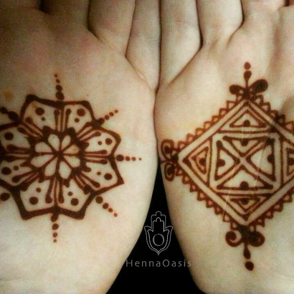 Henna Stain Simple Moroccan Motifs Diamond And 8 Pointed Star